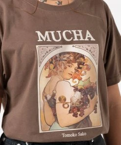 Minga London Alphonse Mucha Art T-shirt Clothing