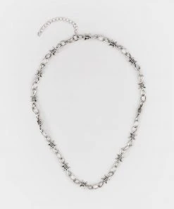 Minga London Crown Of Thorns Silver Necklace Set