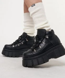 Minga London Chunky Knitted Leg Warmers Most Wanted